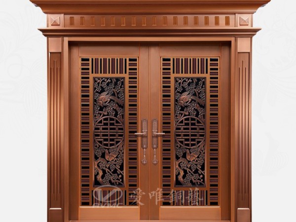 別墅銅門(mén)廠(chǎng)家愛(ài)唯銅藝始終堅(jiān)持誠(chéng)信經(jīng)營(yíng)的態(tài)度