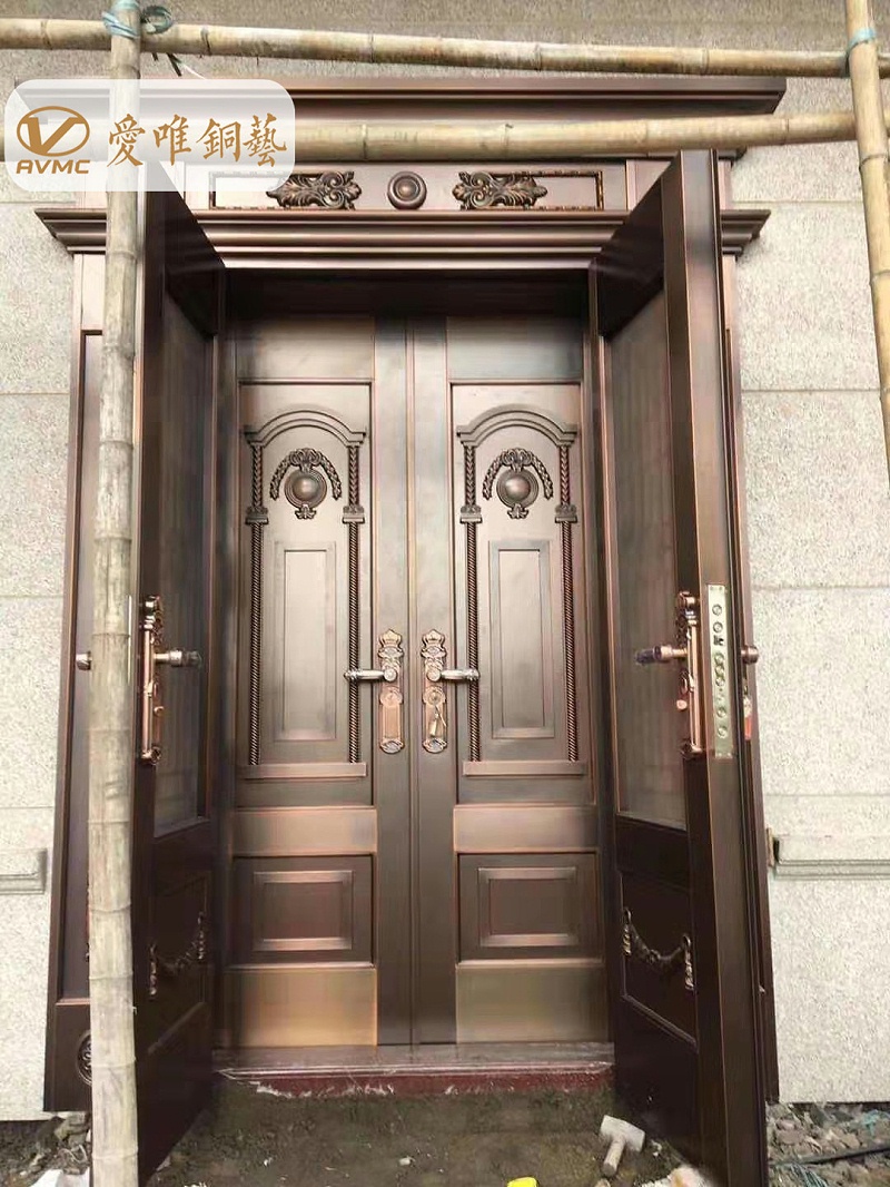 愛(ài)唯銅門