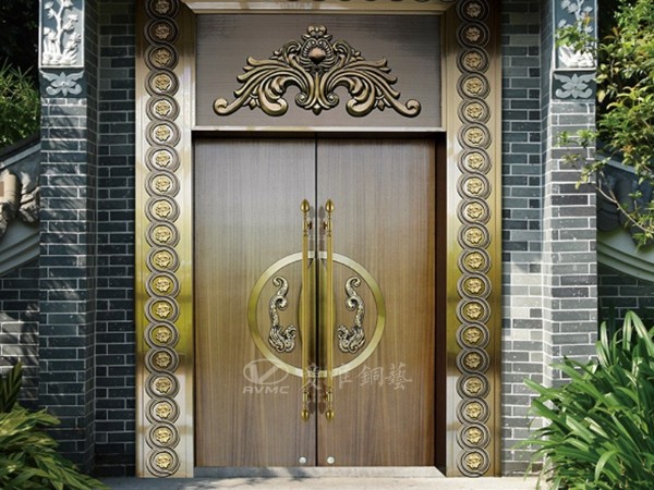 佛山銅門(mén)廠家建議我們購(gòu)買別墅銅門(mén)的要點(diǎn)