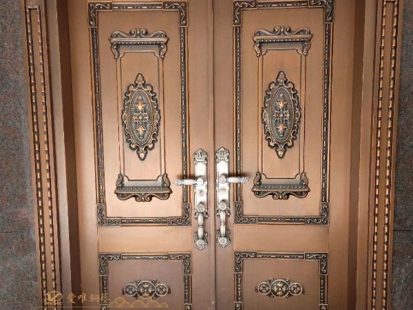 廣東別墅銅門廠家愛唯銅藝——?jiǎng)e墅銅門工程案例